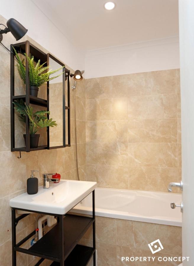 Avangarde Concept Studio Roşu Exteriér fotografie